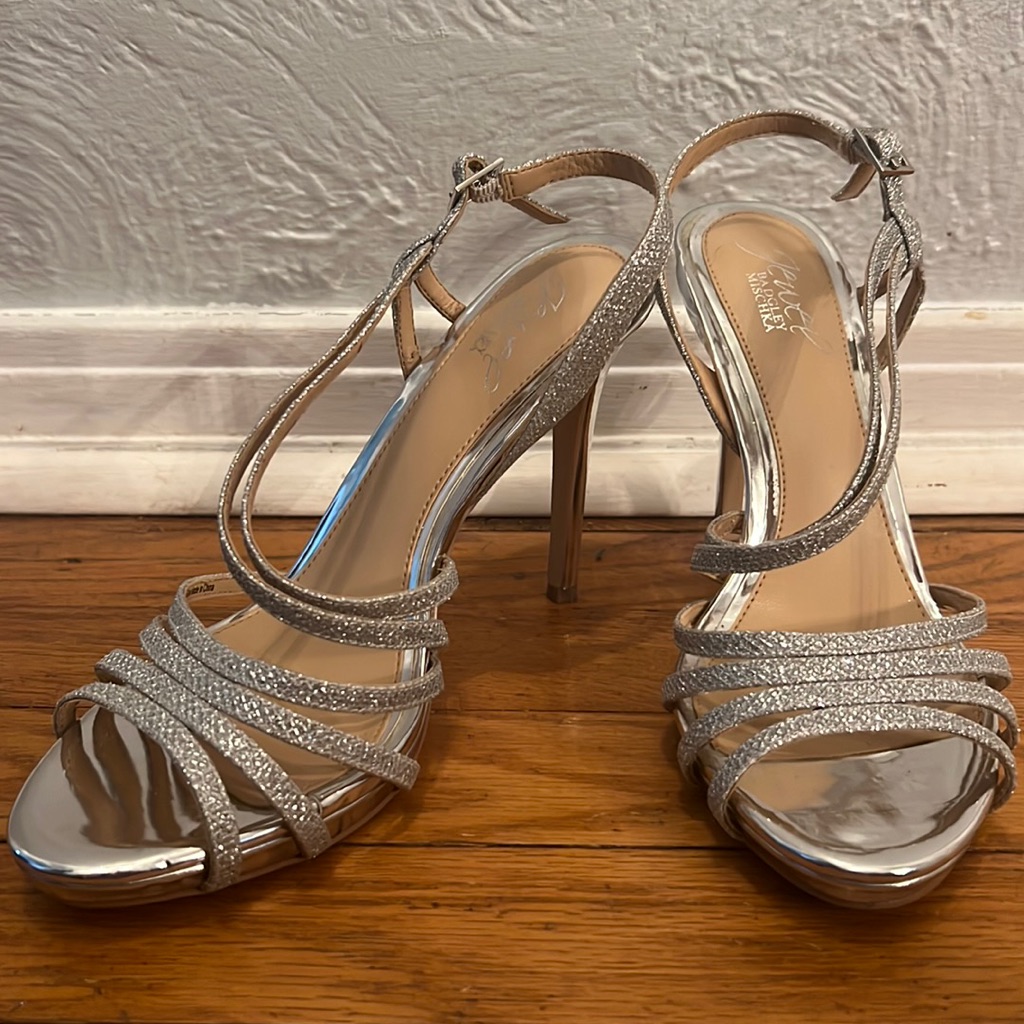 Jewel Badgley Mischka Heels